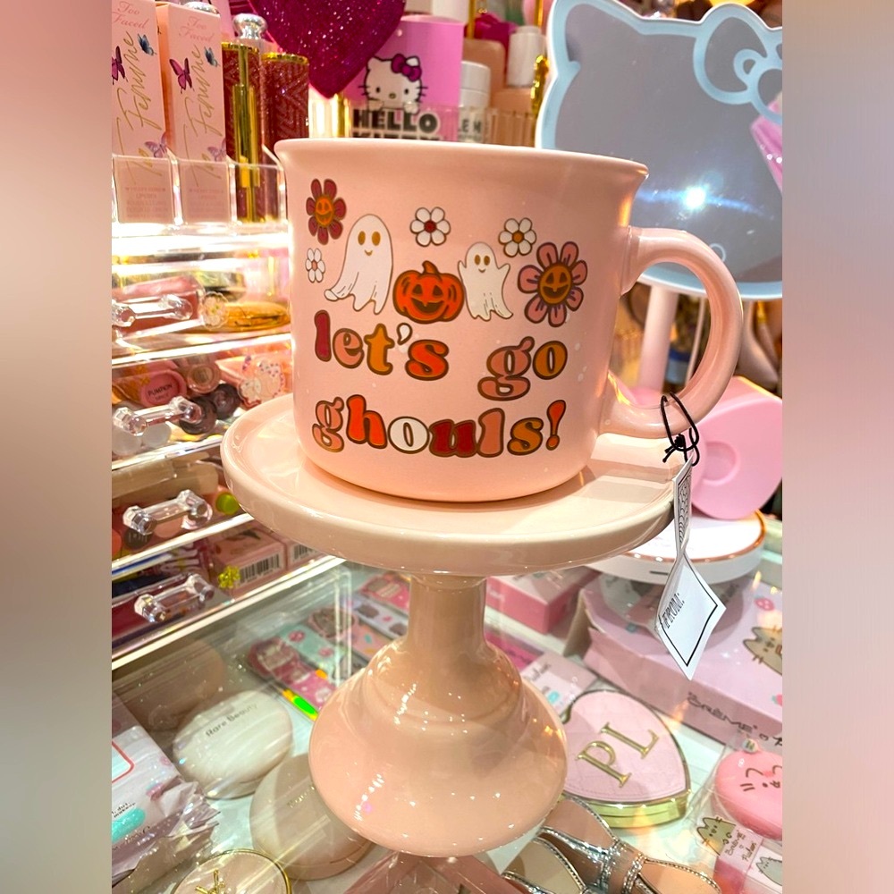 NEW CUTE HALLOWEEN PINK AND FOIL MUG